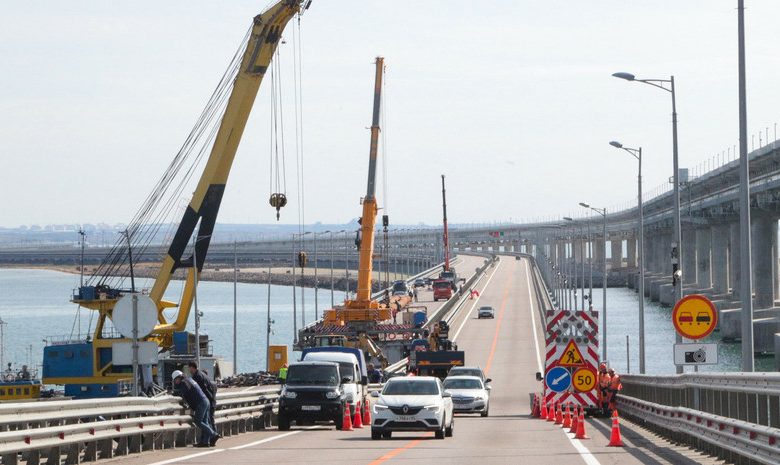 Фото - Хуснуллин заявил, что основные работы по Крымскому мосту закончат до конца года